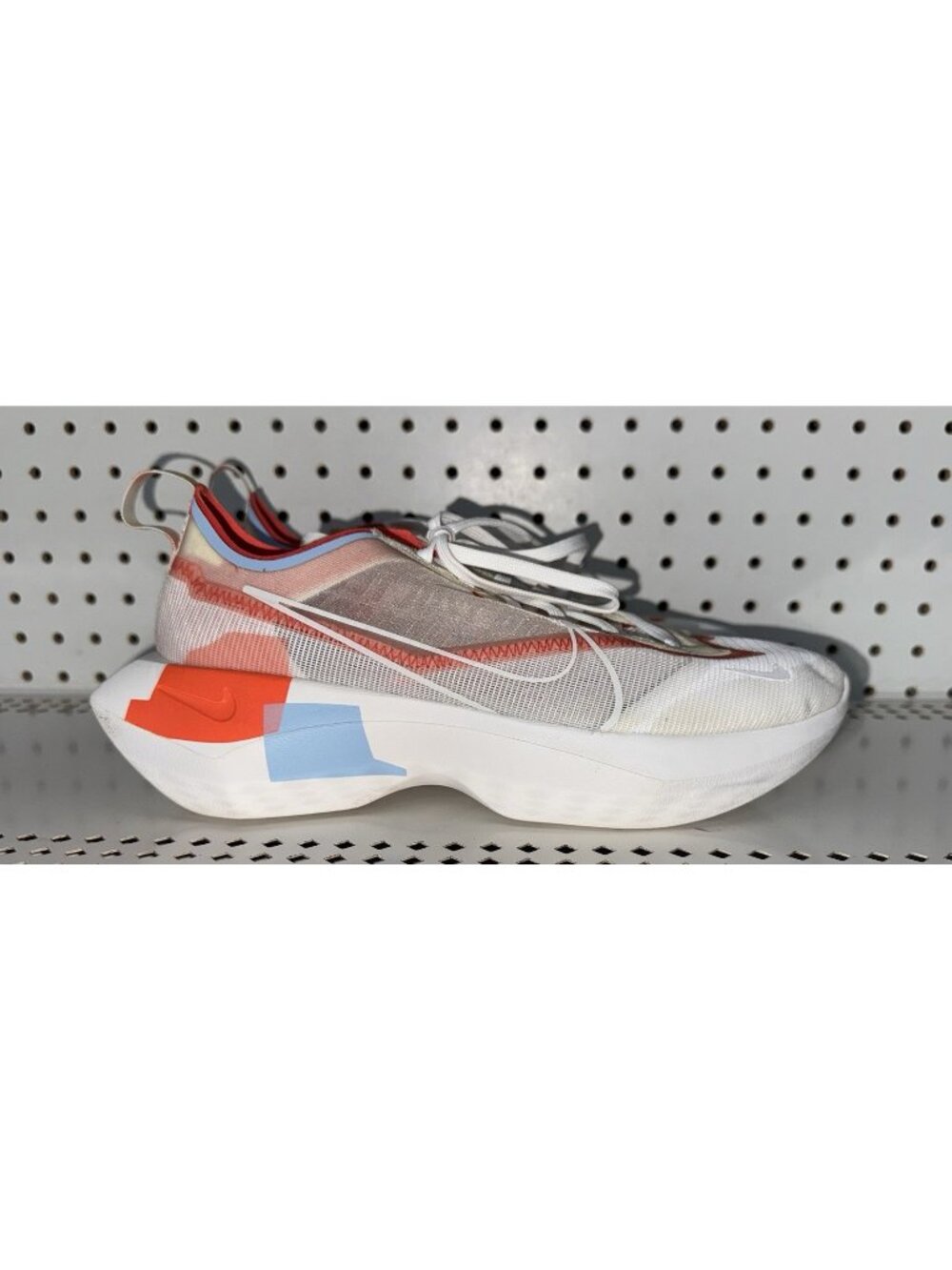 Nike Vista Lite SE Womens Athletic Shoes Sneakers Size 10 White Orange Blue